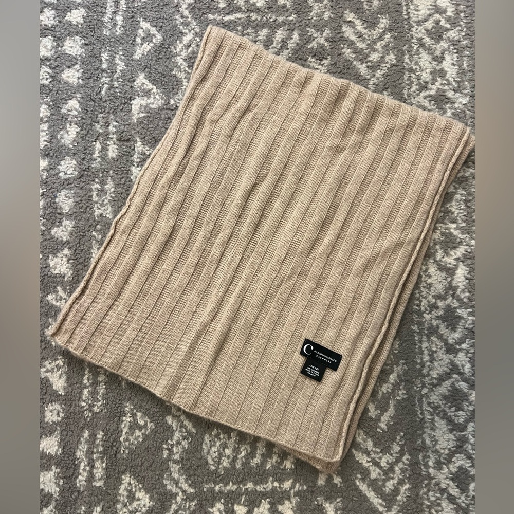 Cashmere Tan Ribbed Knit Scarf oatmeal color 70”X 12” no stains or snags (M117)